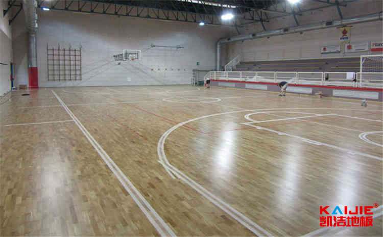 橡胶木木地板篮球馆一平米价格