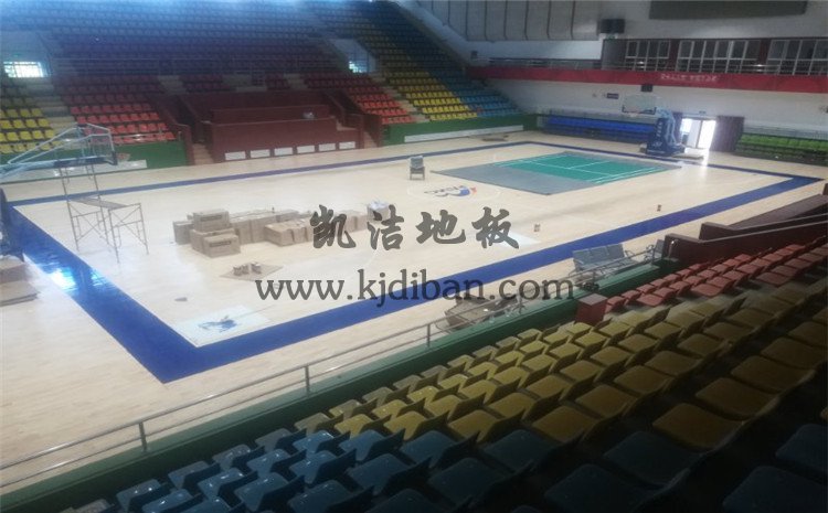 山西晋城凤凰山煤矿体育馆木地板
